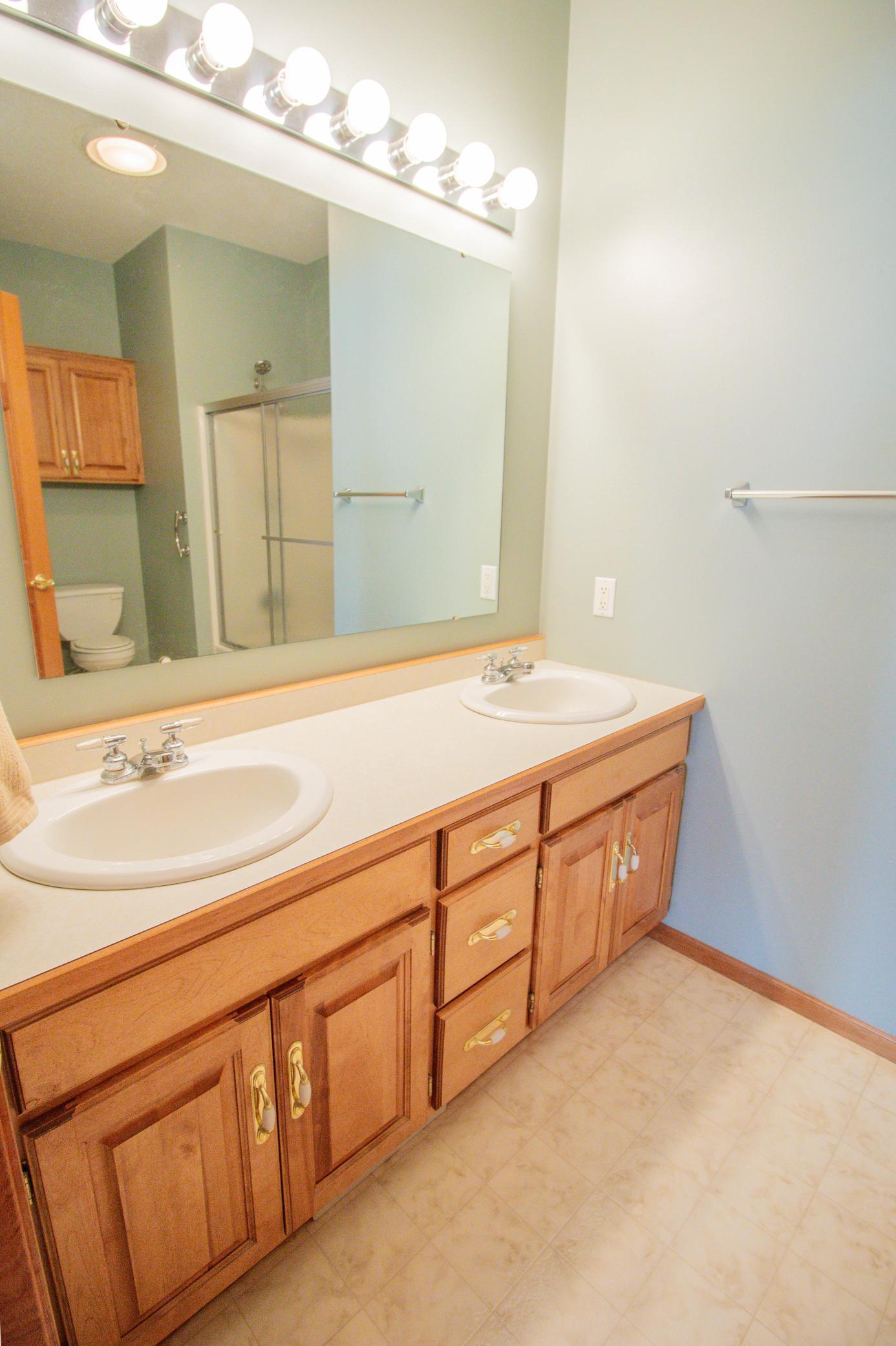 409 19th Street Southeast Willmar, MN 56201 - Photo 20 of 30