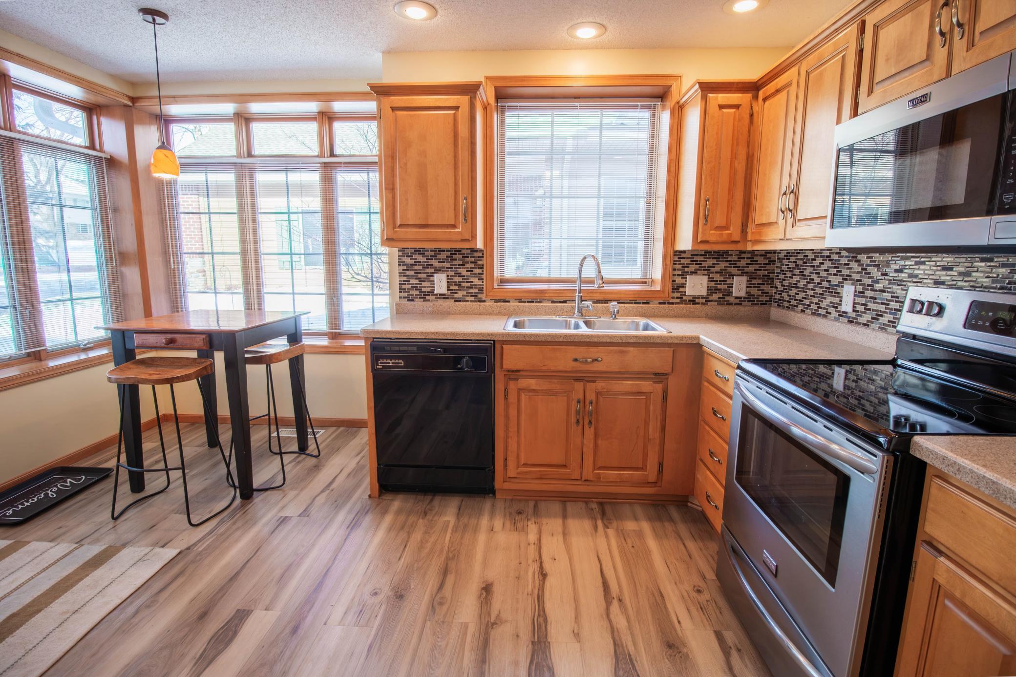 409 19th Street Southeast Willmar, MN 56201 - Photo 4 of 23