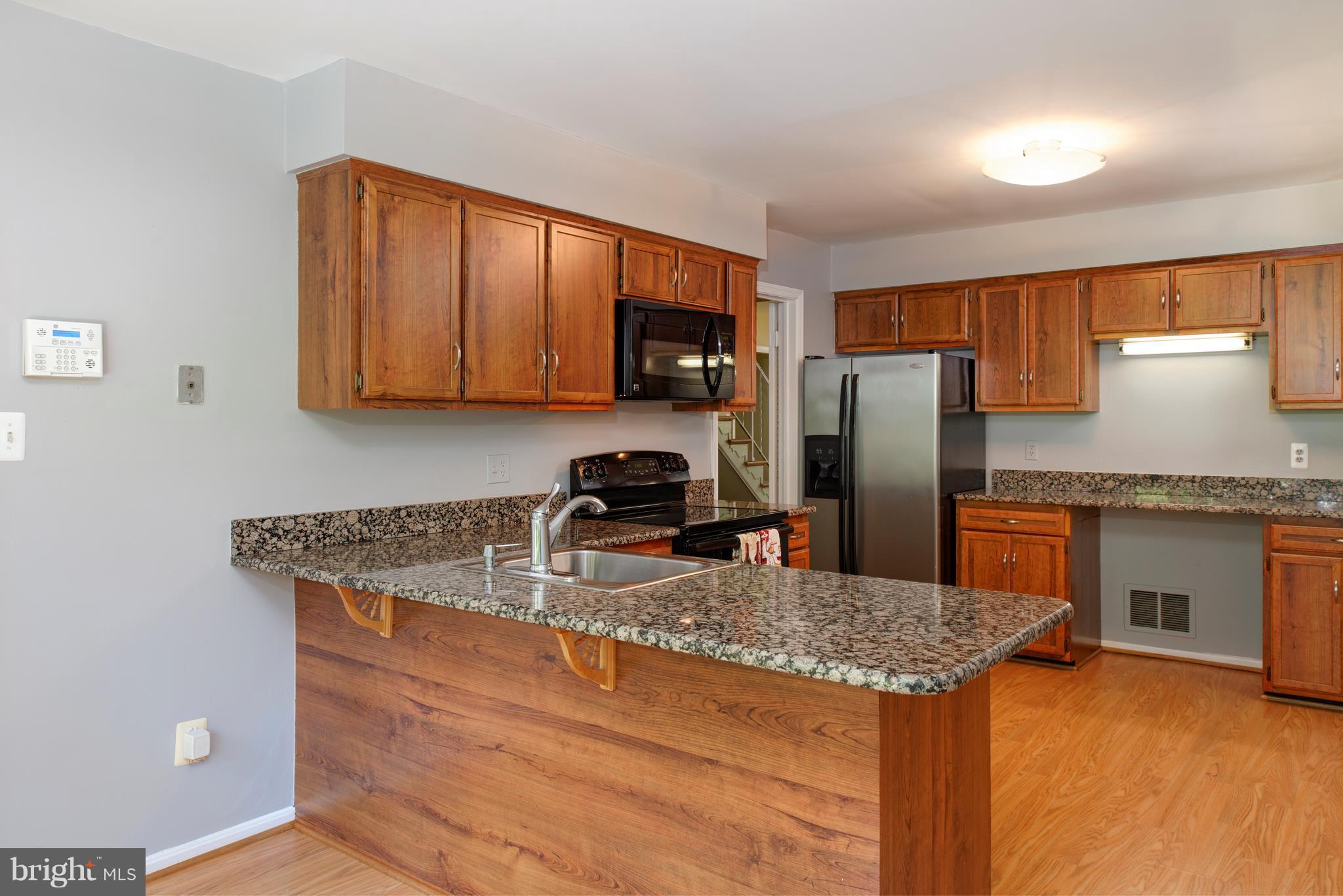 7817 Falstaff Road McLean, VA 22102 - Photo 12 of 30 Kitchen