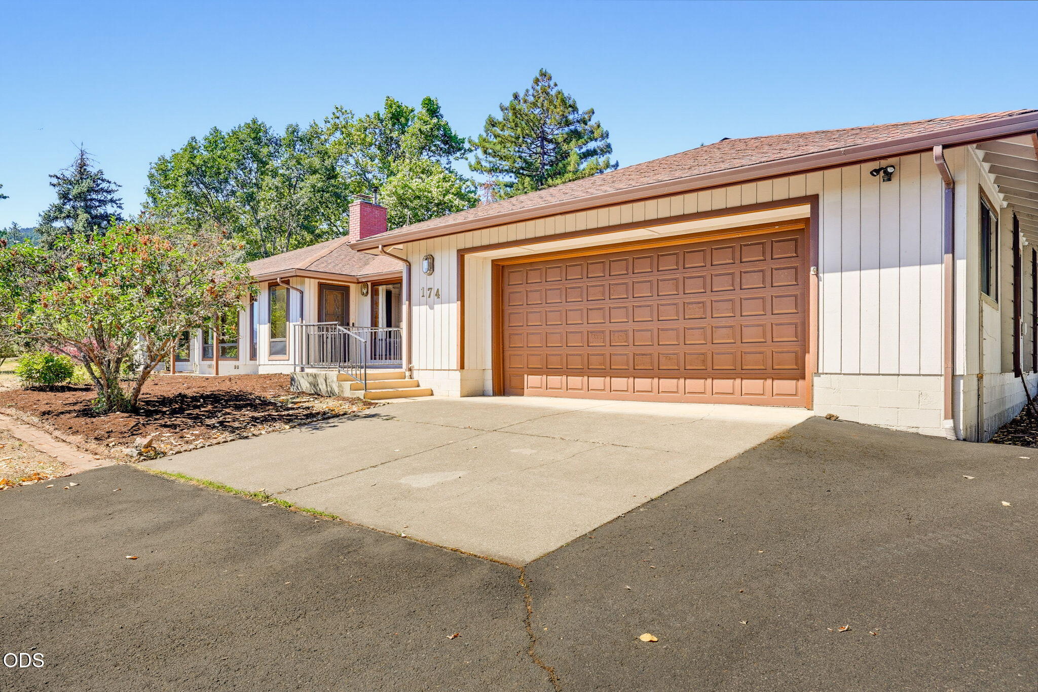 174 Hummingbird Lane Talent, OR 97540 - Photo 64 of 101