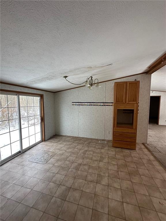 143 West Beechwood Road Bessemer, PA 16112 - Photo 5 of 18