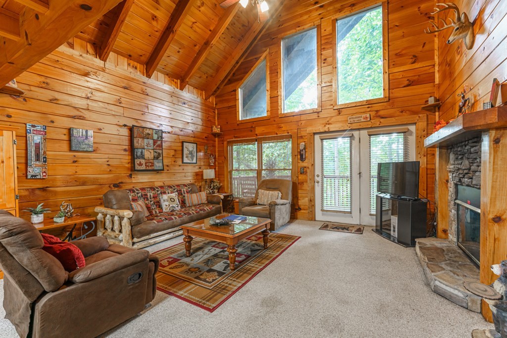 2449 School House Gap Road Sevierville, TN 37876 - Photo 2 of 15