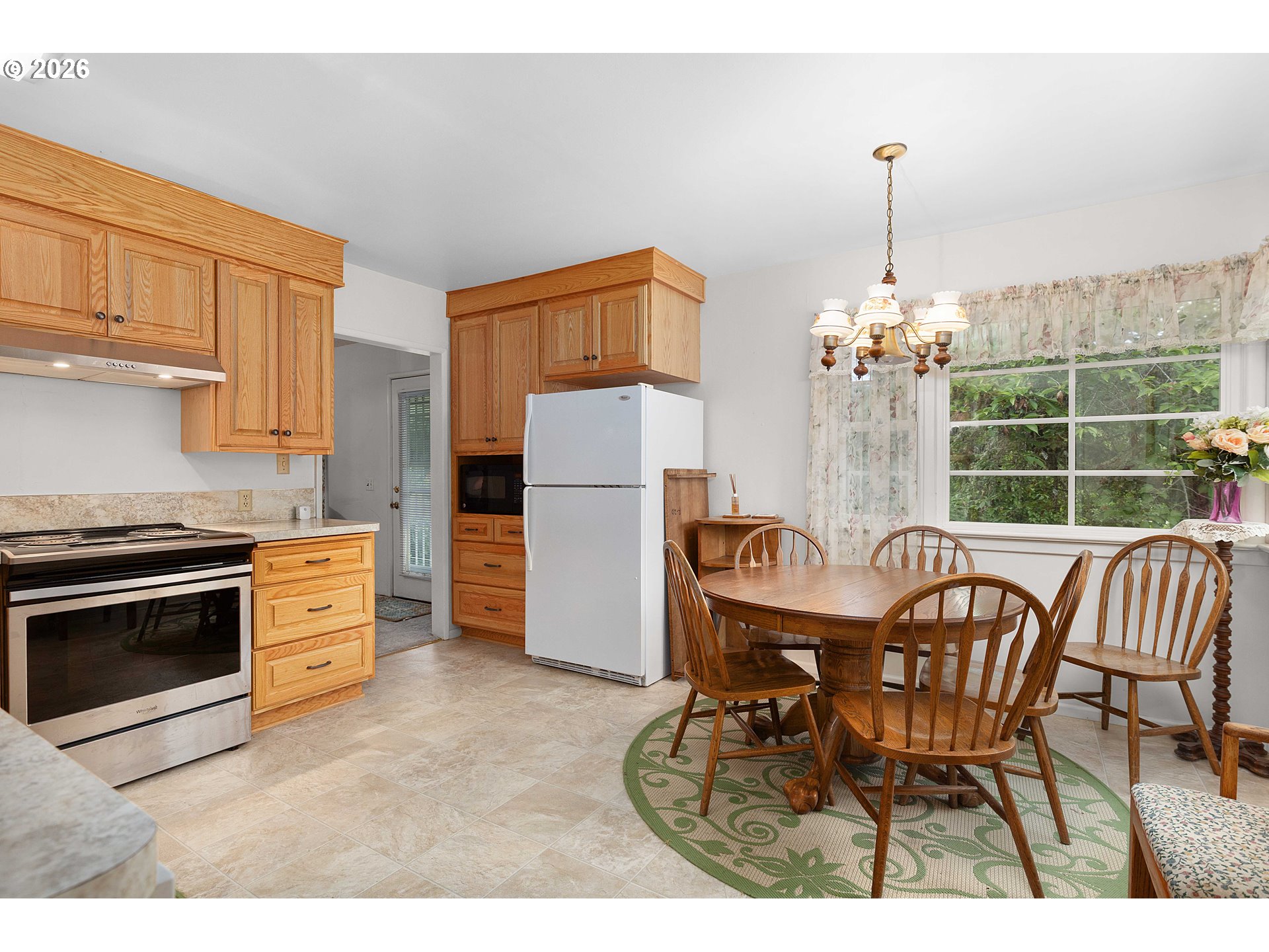 3301 Colonial Road Roseburg, OR 97471 - Photo 13 of 46 Gallery Image 13