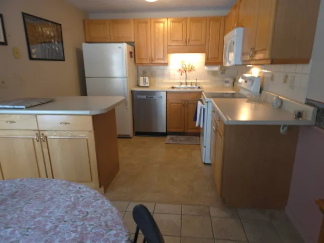 $349,900 | 84 Branch Turnpike, Unit 70, Concord, NH 03301