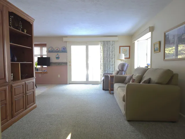 $349,900 | 84 Branch Turnpike, Unit 70, Concord, NH 03301