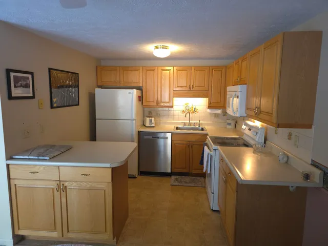 $349,900 | 84 Branch Turnpike, Unit 70, Concord, NH 03301