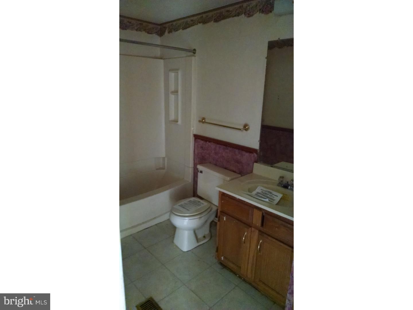 128 Risdon Street Mount Holly, NJ 08060 - Photo 5 of 13 Gallery Image 5