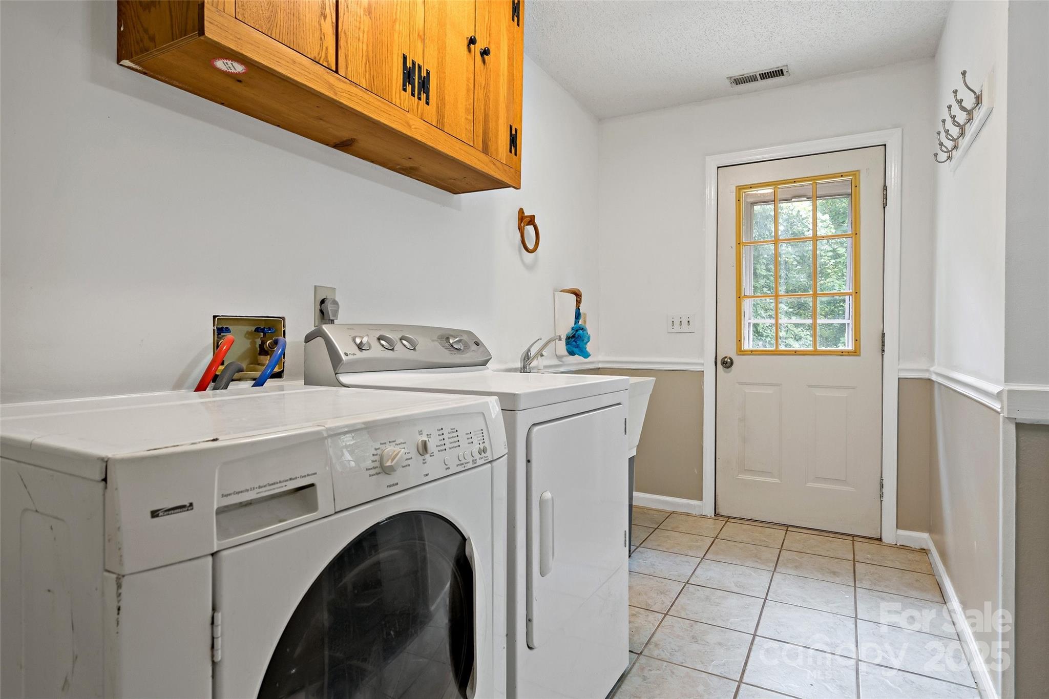 2526 Hankins Road Marion, NC 28752 - Photo 11 of 42