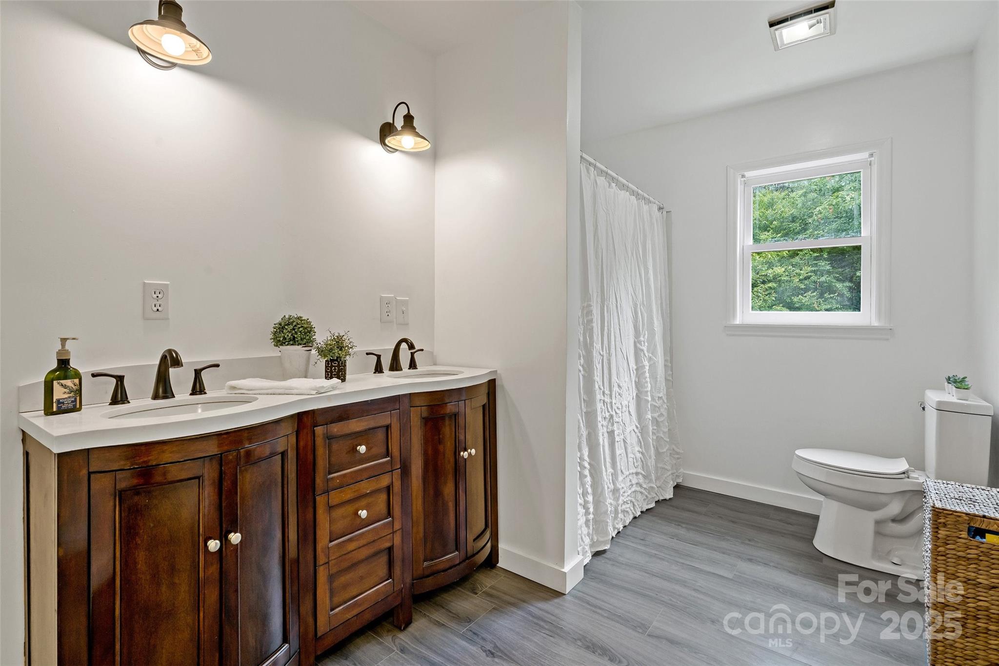 2526 Hankins Road Marion, NC 28752 - Photo 13 of 42