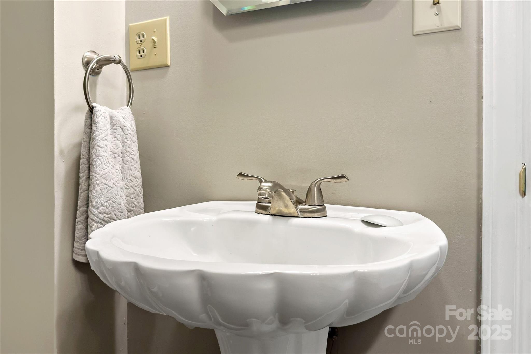 2526 Hankins Road Marion, NC 28752 - Photo 24 of 42