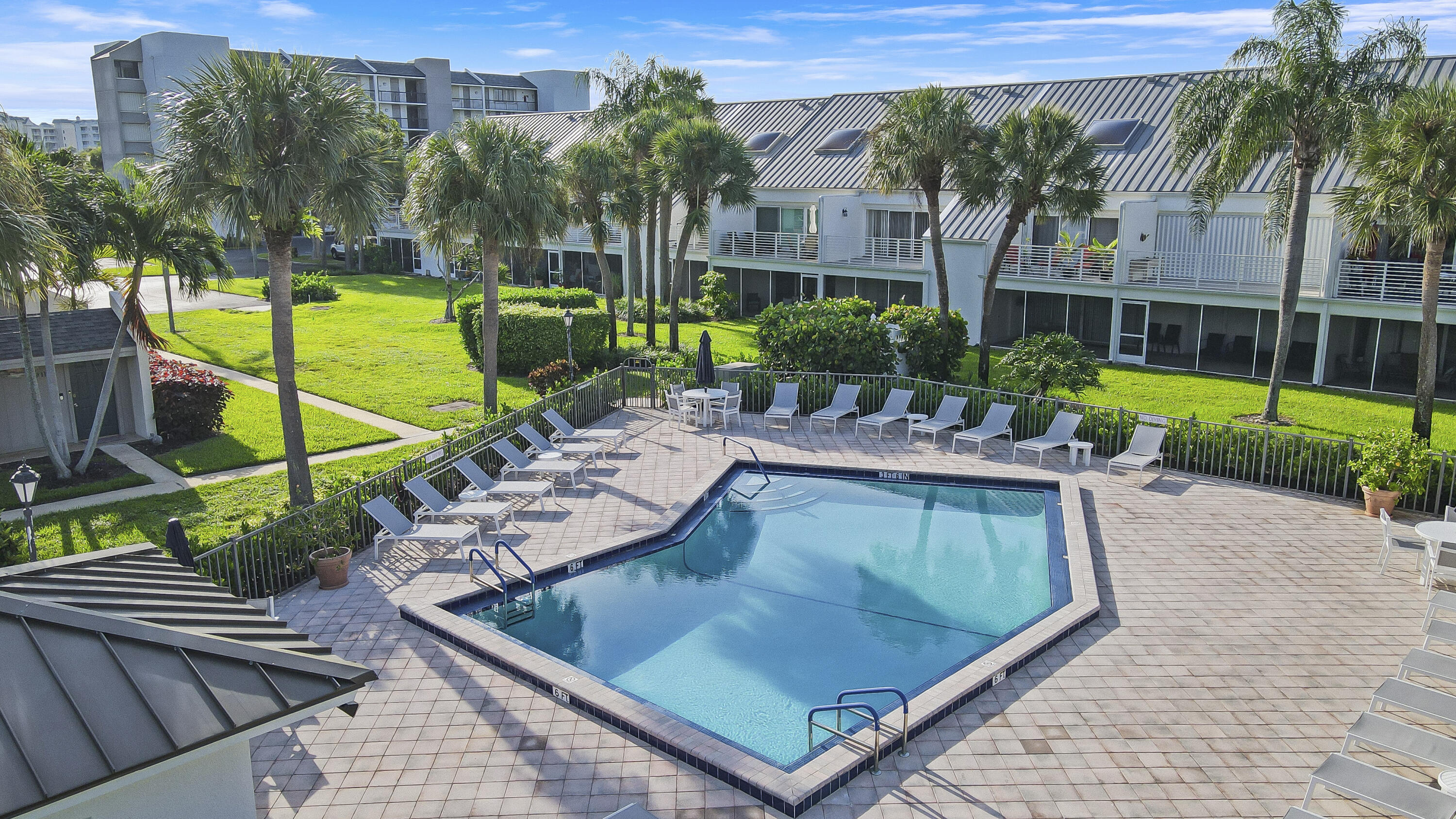 1605 Highway 1, Unit 604M3 Jupiter, FL 33477 - Photo 32 of 42 Community Pool