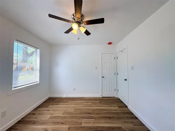 $1,600 | 3204 Avenue K, Bay City, TX 77414