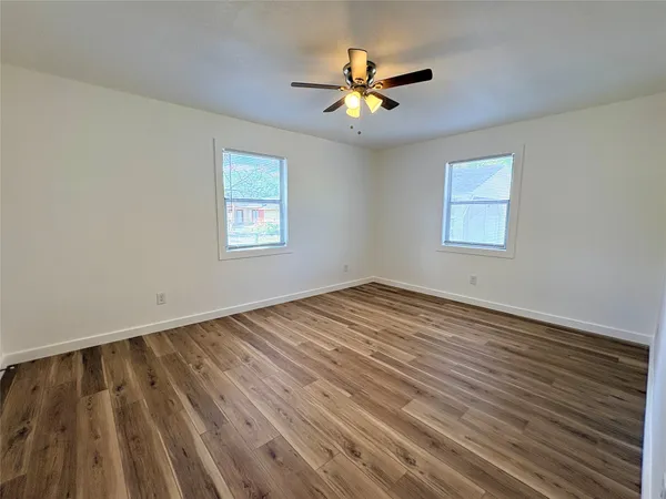 $1,600 | 3204 Avenue K, Bay City, TX 77414