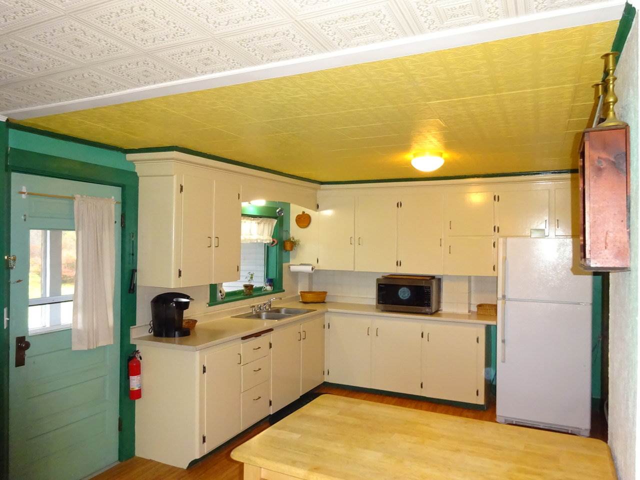 830 Fairfax Road Fletcher, VT 05444 - Photo 3 of 32
