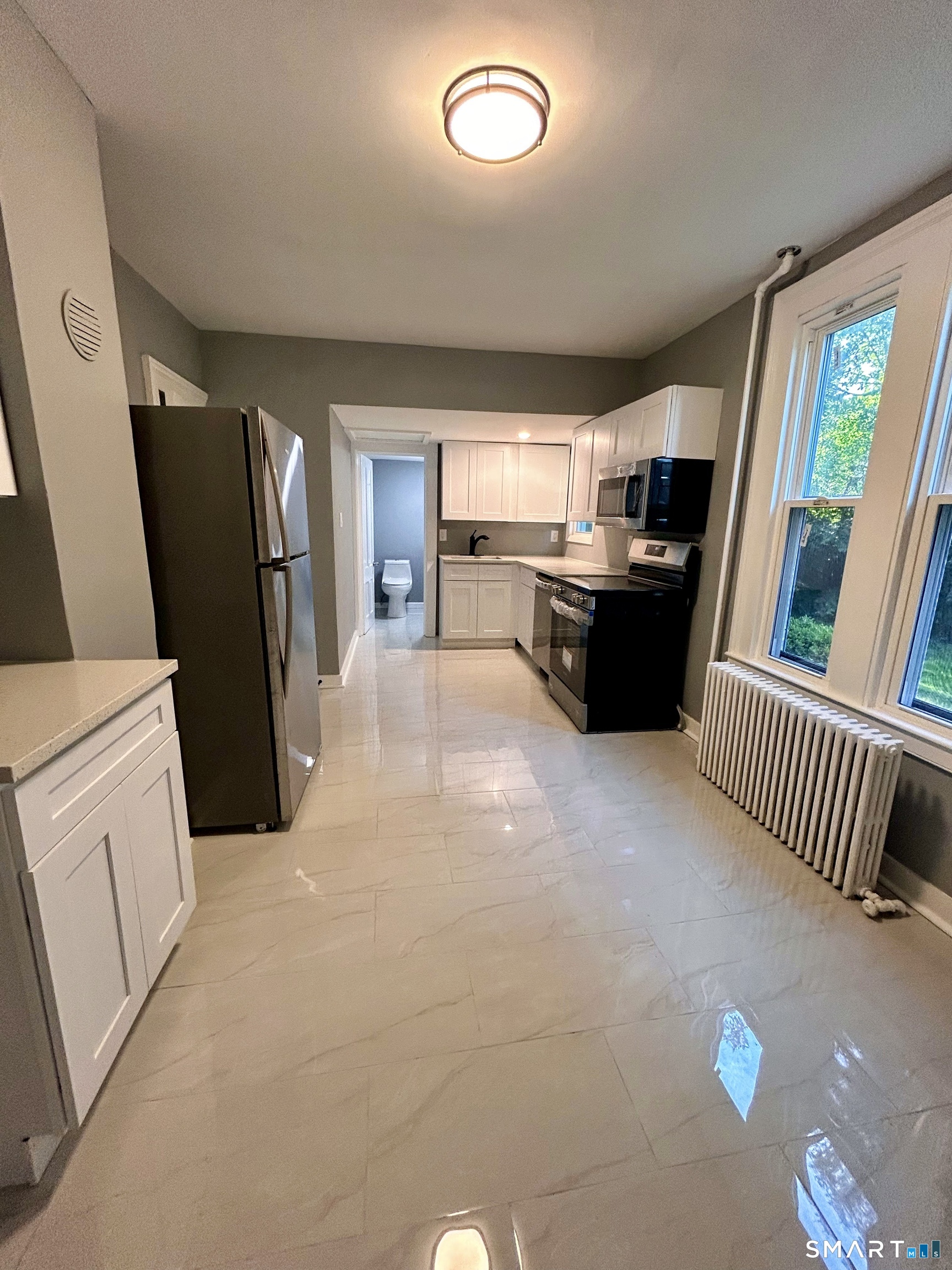 156 Union Street, Unit 1 Manchester, CT 06042 - Photo 2 of 15