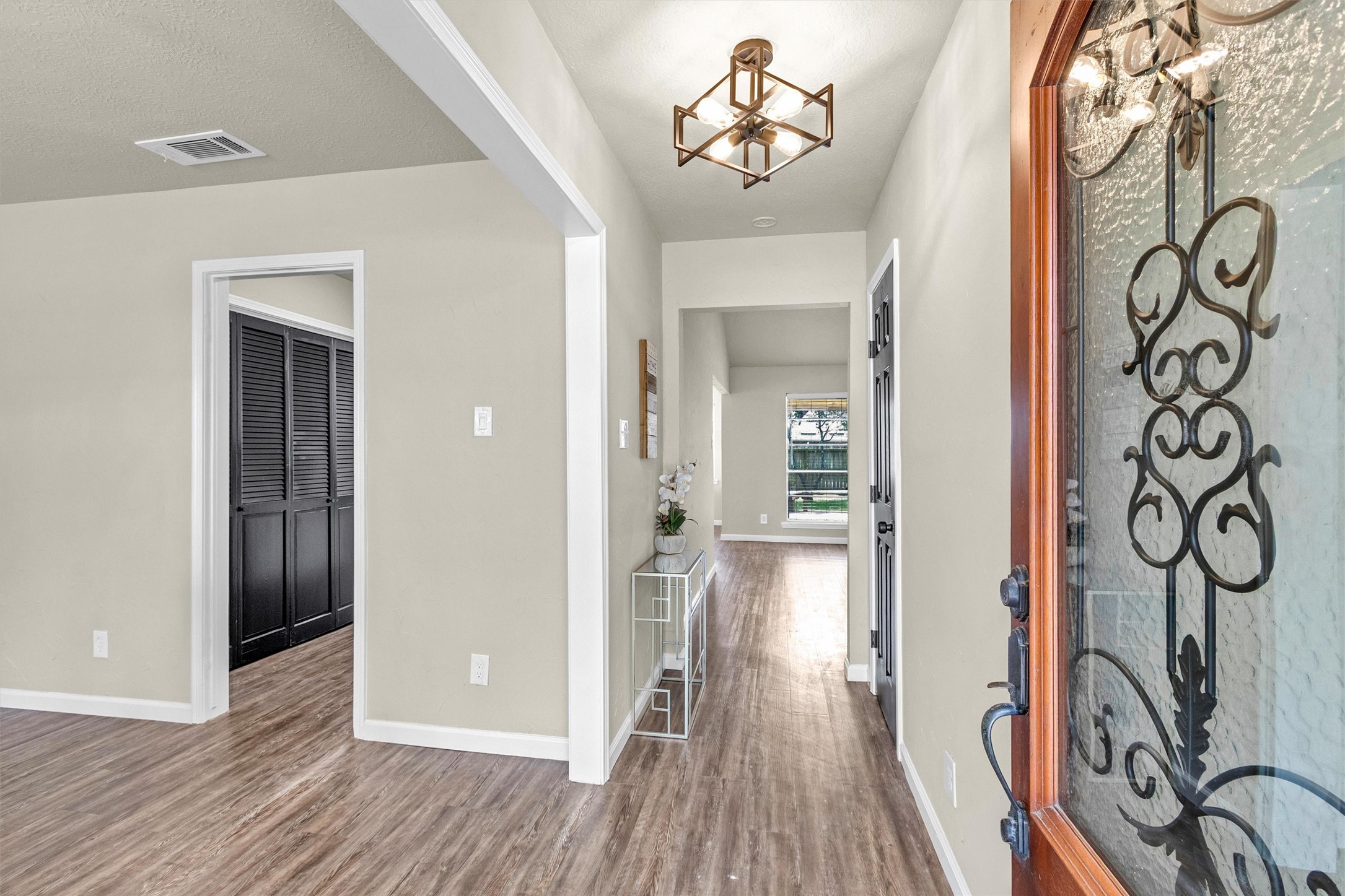 7911 Heathrow Lane Spring, TX 77379 - Photo 3 of 20