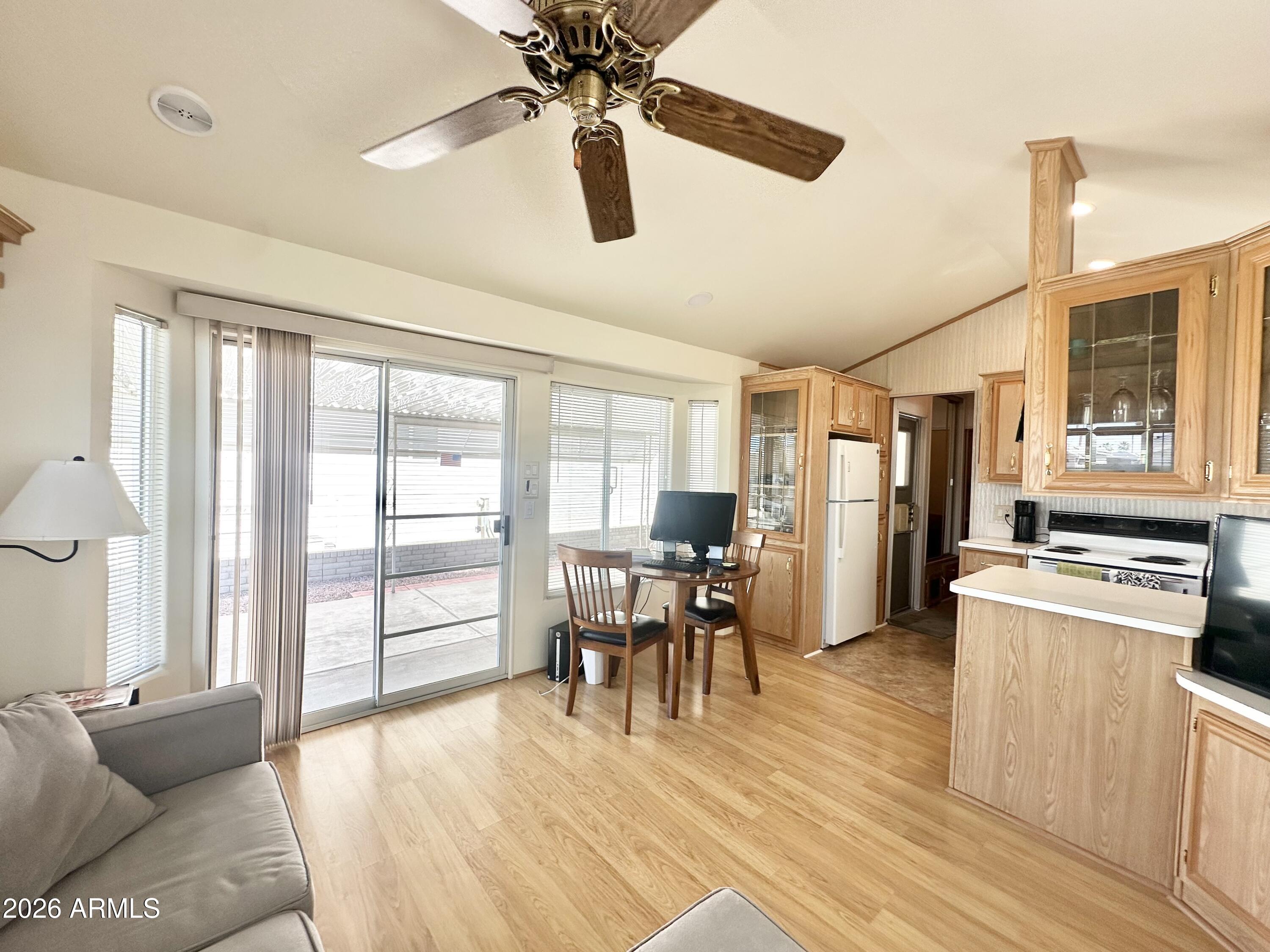 111 South Greenfield Road, Unit 809 Mesa, AZ 85206 - Photo 13 of 49 SLIDER OFF DINING AREA