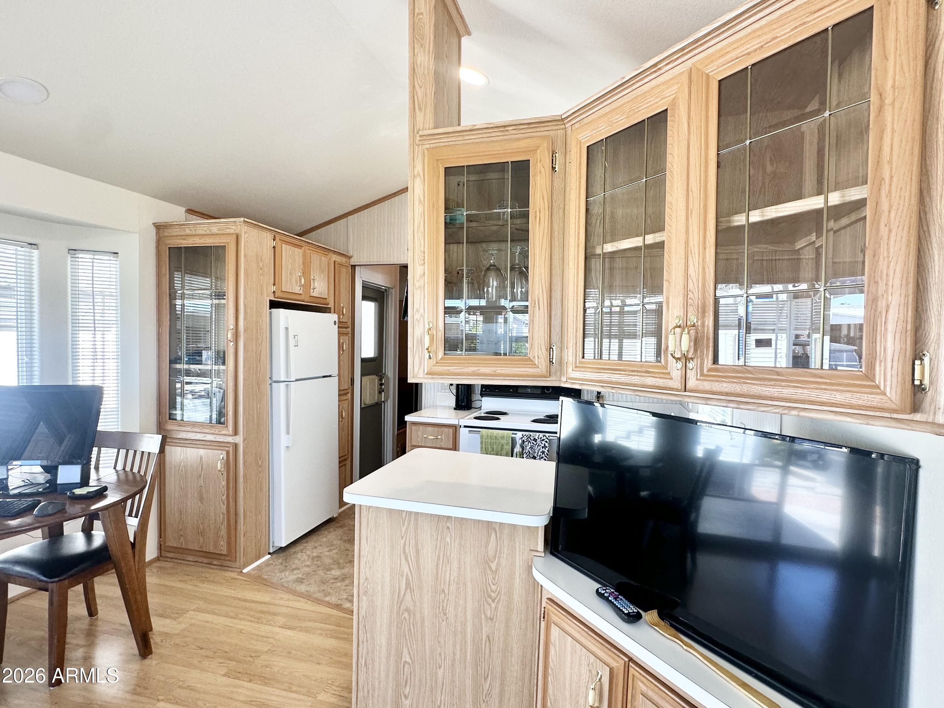 111 South Greenfield Road, Unit 809 Mesa, AZ 85206 - Photo 17 of 49 DISPLAY CABINETS
