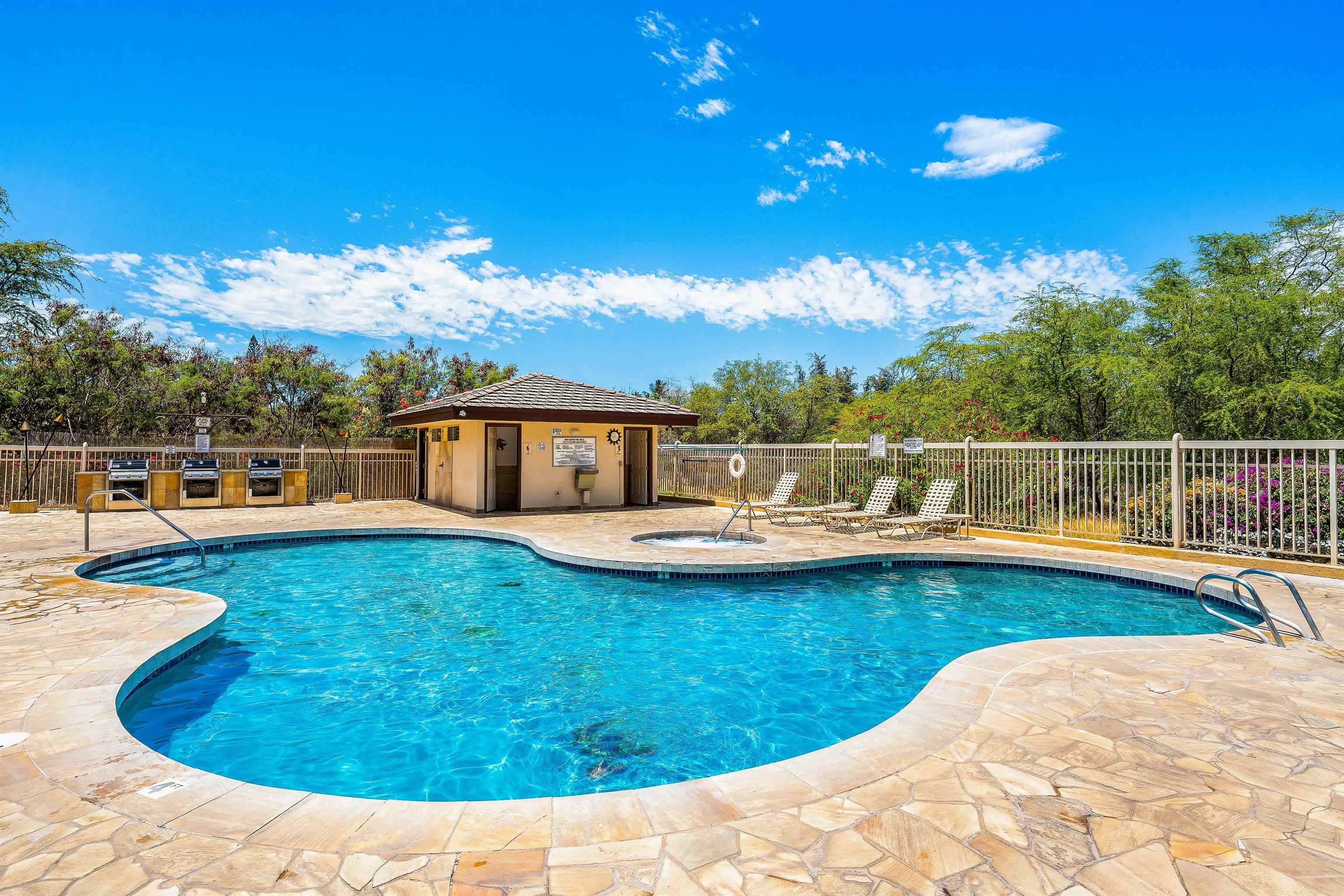 2575 South Kihei Road, Unit H207 Kihei, HI 96753 - Photo 27 of 31 a view of a house with swimming pool
