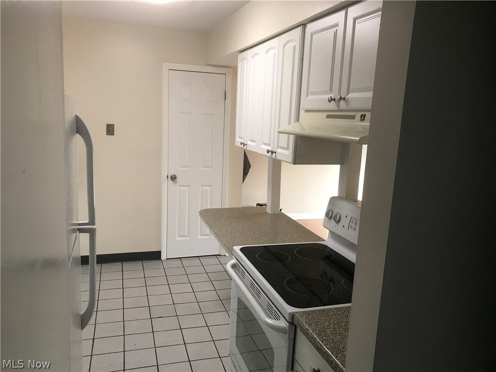 9956 Johnnycake Ridge Road, Unit C11 Painesville, OH 44077 - Photo 13 of 24