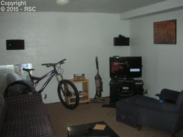 829 Sunset Road Colorado Springs, CO 80909 - Photo 6 of 10 Gallery Image 6