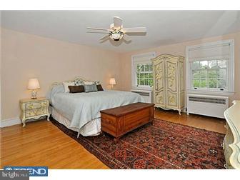 104 Stratford Road Wallingford, PA 19086 - Photo 9 of 12