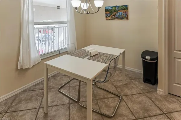 a view of a livingroom with furniture