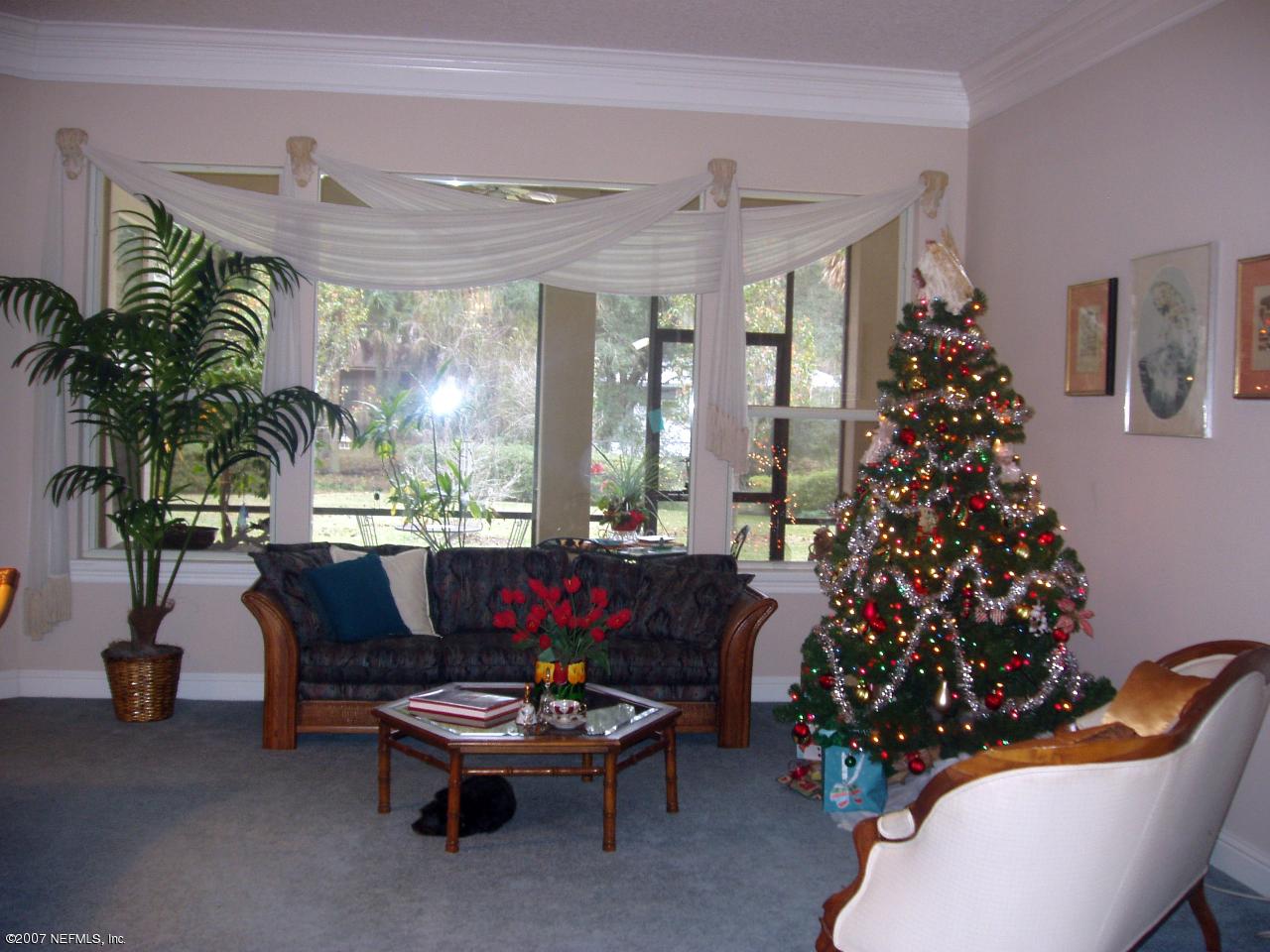 5476 River Trail Road South Jacksonville, FL 32277 - Photo 7 of 7 Living Room