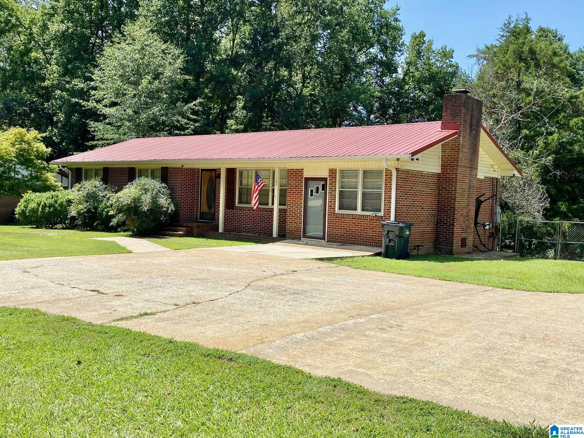 384 Bennett Street Heflin, AL 36264 - Photo 2 of 35