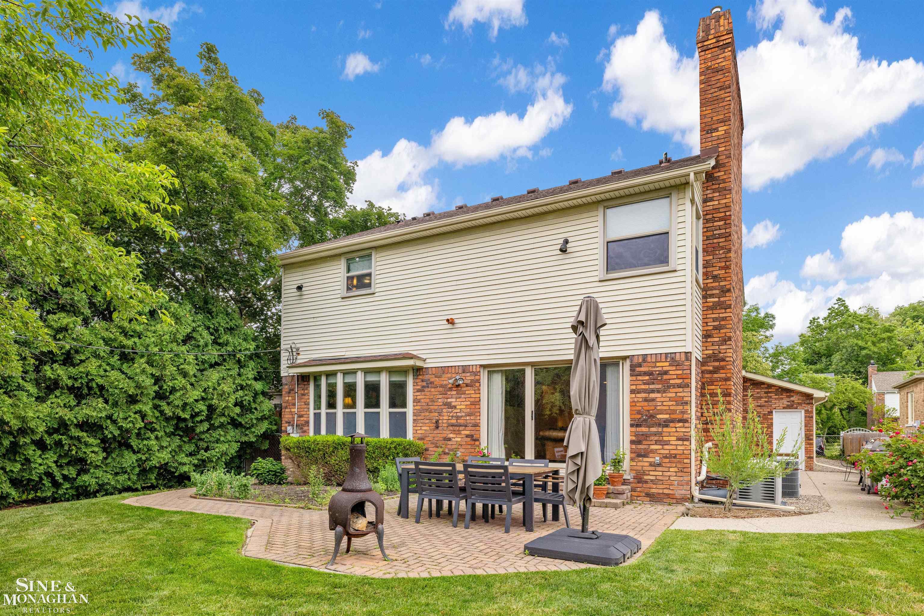 725 Fisher Road Grosse Pointe, MI 48230 - Photo 49 of 63 50211891-052527ef-ea6b-488f-bcc6-f364a23d583d.JPG