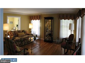 309 Sentry Lane Wayne, PA 19087 - Photo 3 of 12