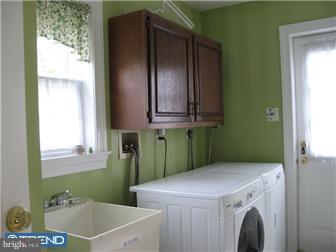 309 Sentry Lane Wayne, PA 19087 - Photo 8 of 12