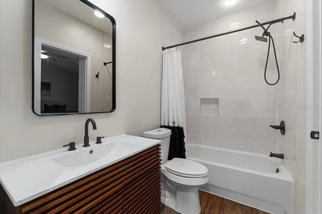 $1,199,000 | 6007 Hammock Hill Avenue, Lithia, FL 33547