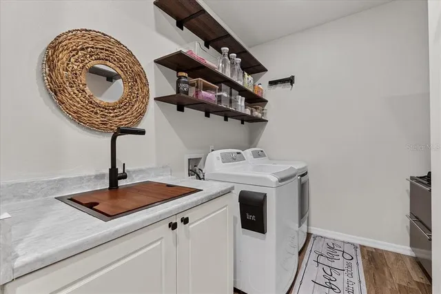 $1,199,000 | 6007 Hammock Hill Avenue, Lithia, FL 33547