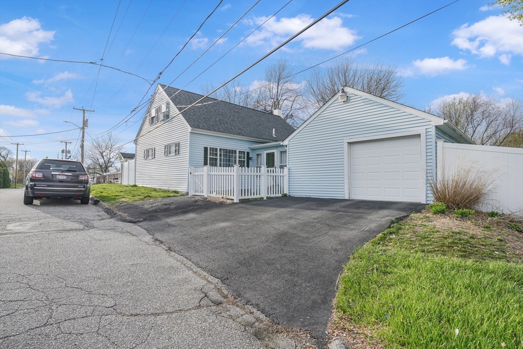 96 Star Street Fall River, MA 02724 - Photo 2 of 41