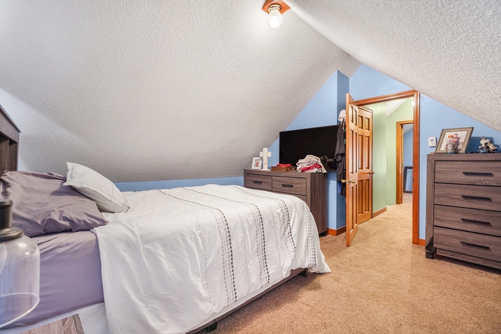 96 Star Street Fall River, MA 02724 - Photo 26 of 41