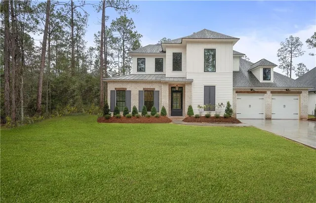 $721,680 | 208 Chateau Papillon, Mandeville, LA 70471