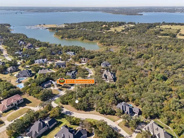 $450,000 | 1011 Braewood Court, Oak Point, TX 75068
