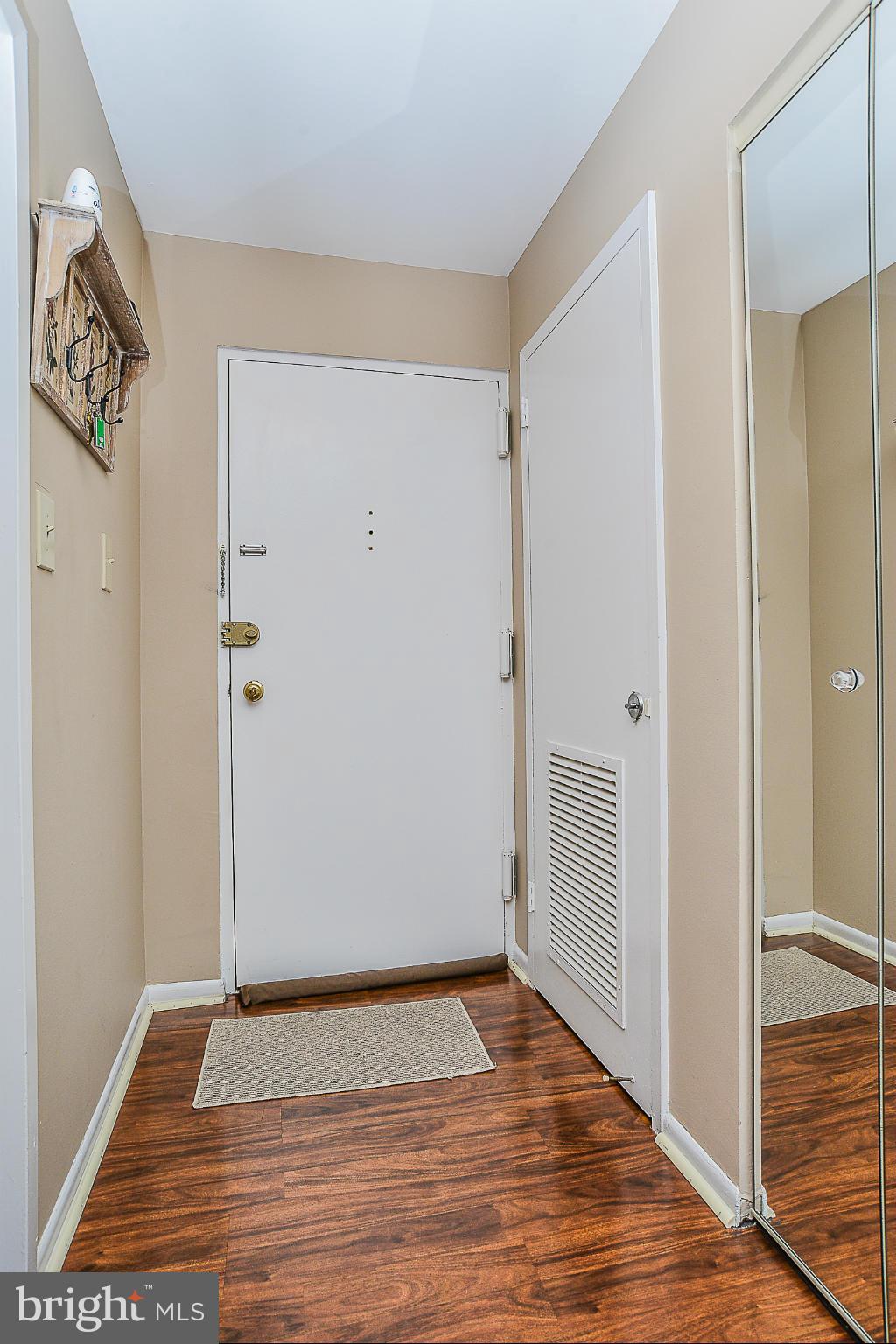 1520 Northgate Square, Unit 21B Reston, VA 20190 - Photo 17 of 19 Interior (General)