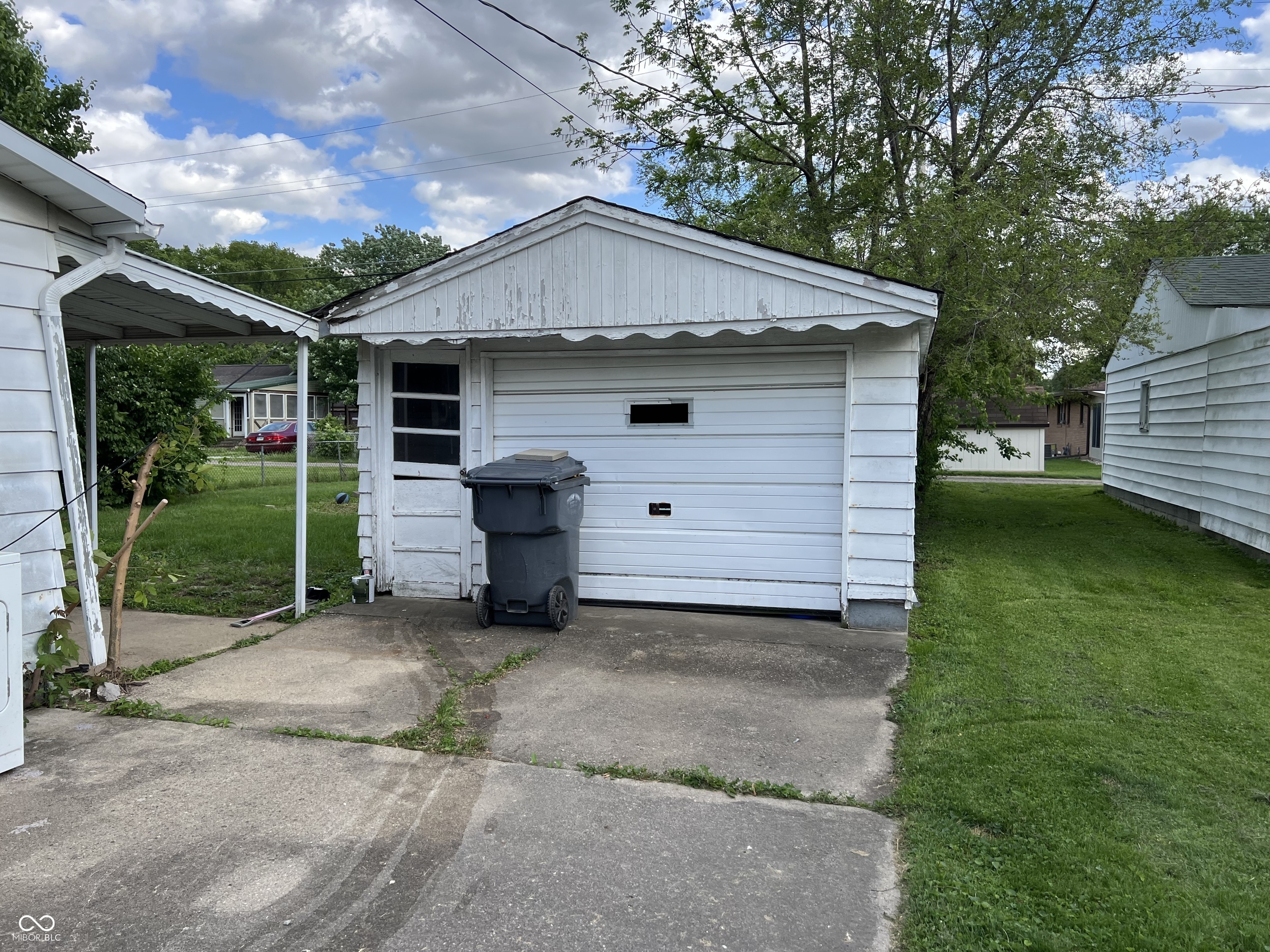 207 East Plum Street Anderson, IN 46012 - Photo 17 of 19
