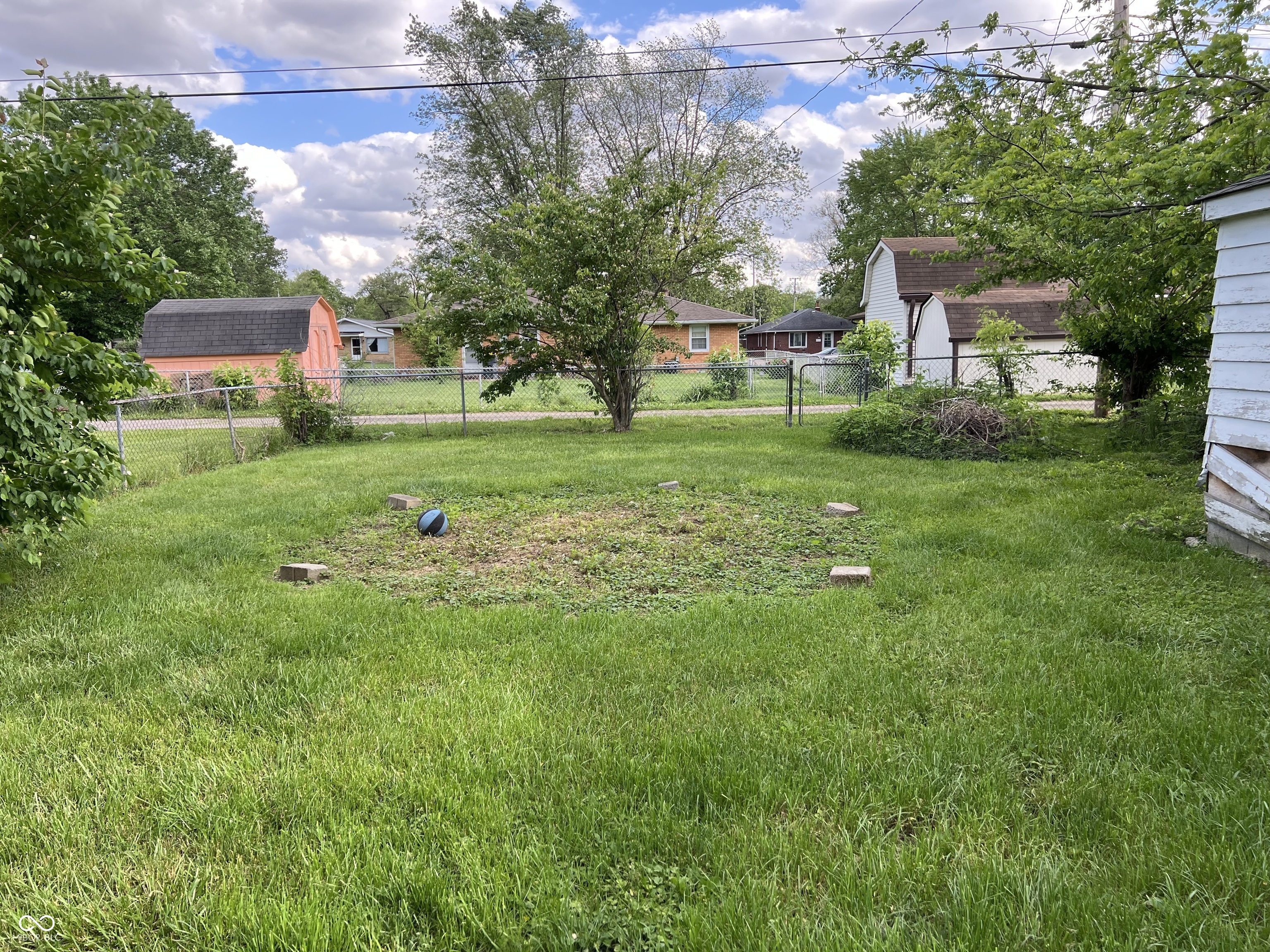 207 East Plum Street Anderson, IN 46012 - Photo 19 of 19