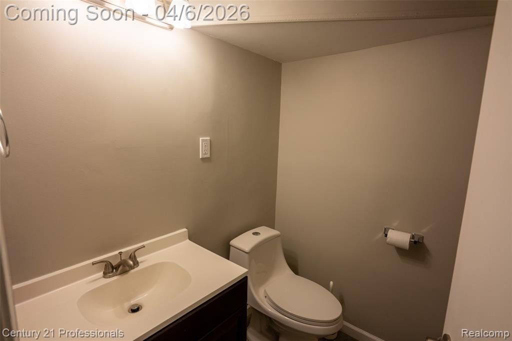 38310 Westchester Road Sterling Heights, MI 48310 - Photo 40 of 50 Gallery Image 40