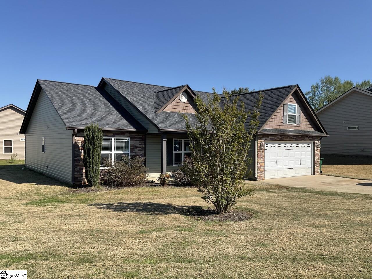 313 Gleaner Drive Inman, SC 29349 - Photo 3 of 16
