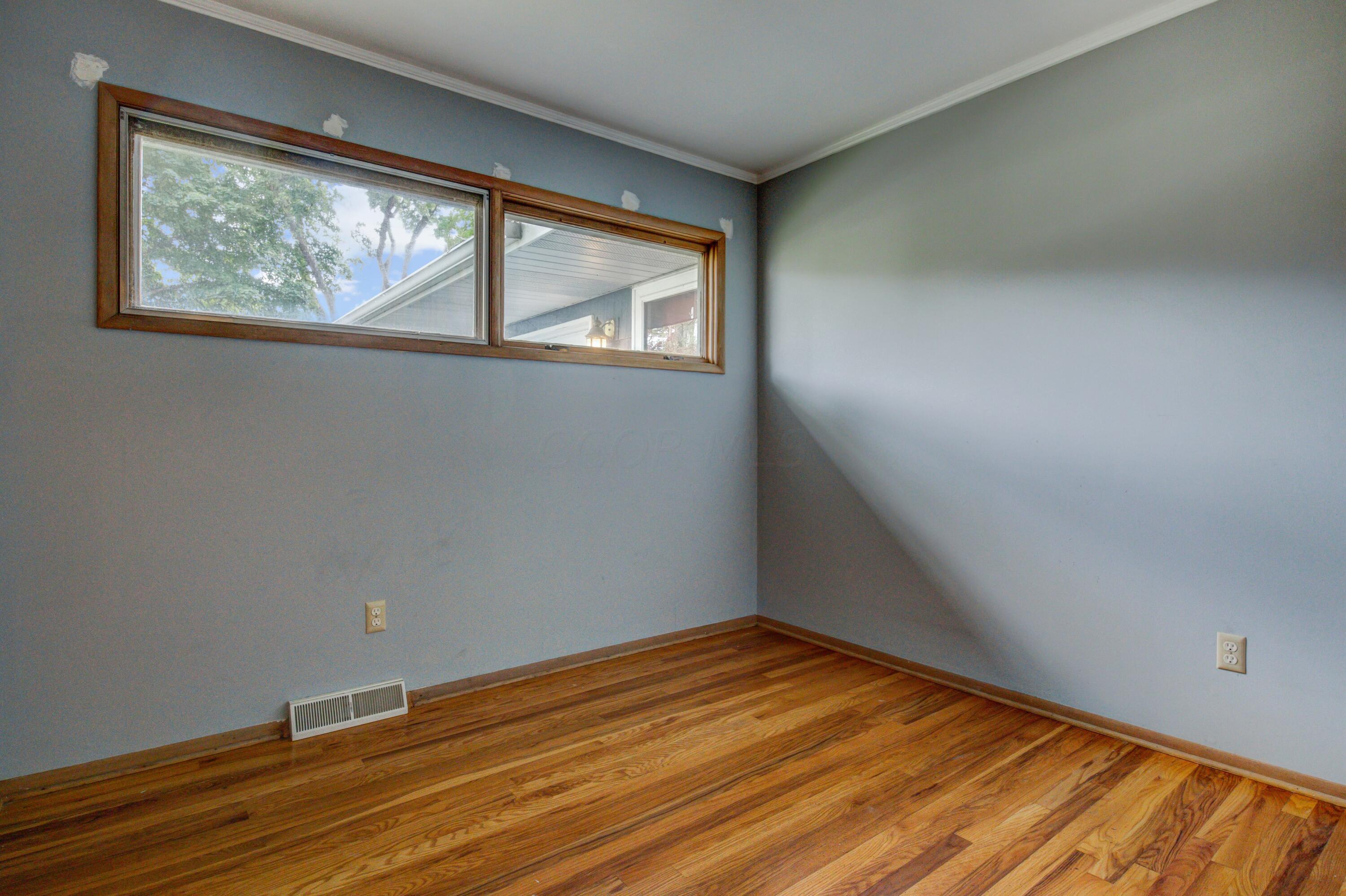 3536 Leighton Road Columbus, OH 43221 - Photo 13 of 27 Bedroom 2
