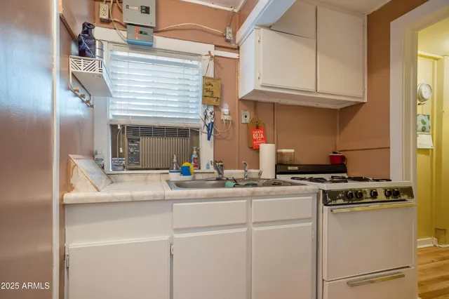 a view of a storage & utility room