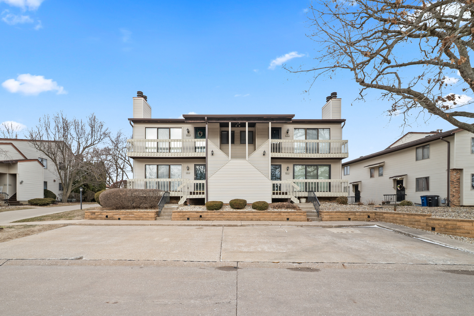 5811 36th Ave Court Moline, IL 61265 - Photo 1 of 20