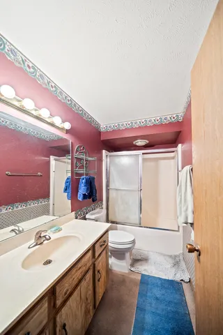 $125,000 | 5811 36th Ave Court, Moline, IL 61265