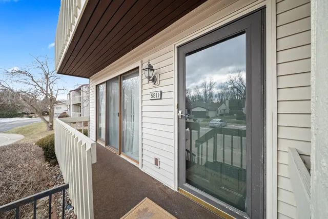 $125,000 | 5811 36th Ave Court, Moline, IL 61265