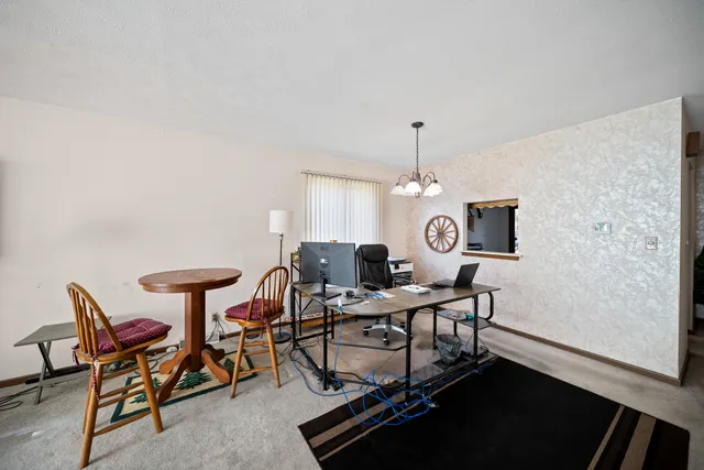 $125,000 | 5811 36th Ave Court, Moline, IL 61265