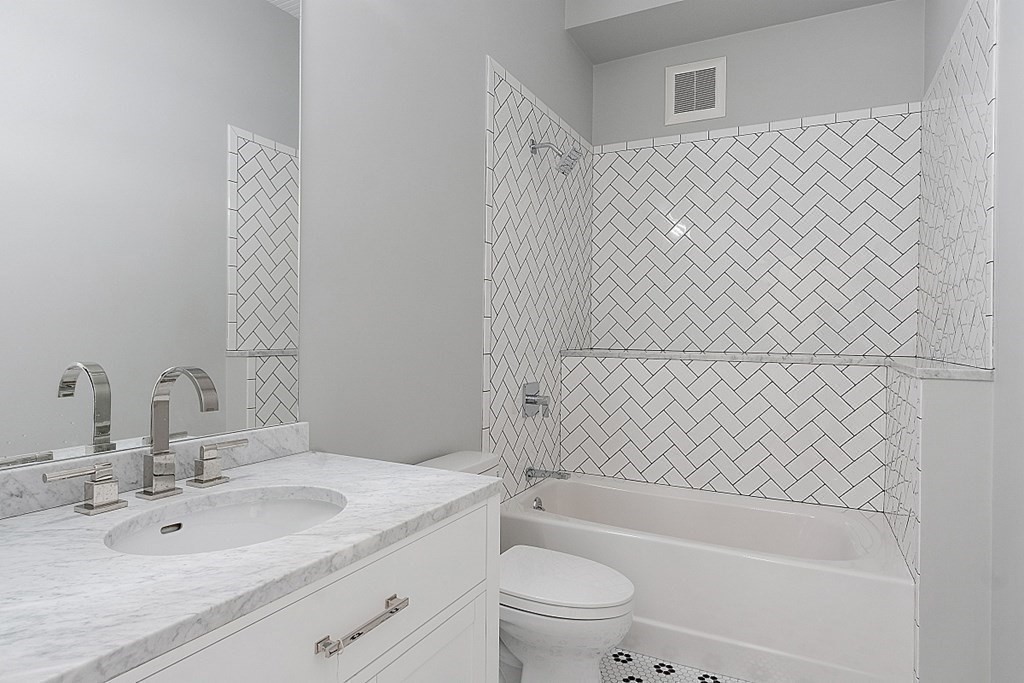 19 Walnut Street Maynard, MA 01754 - Photo 11 of 18